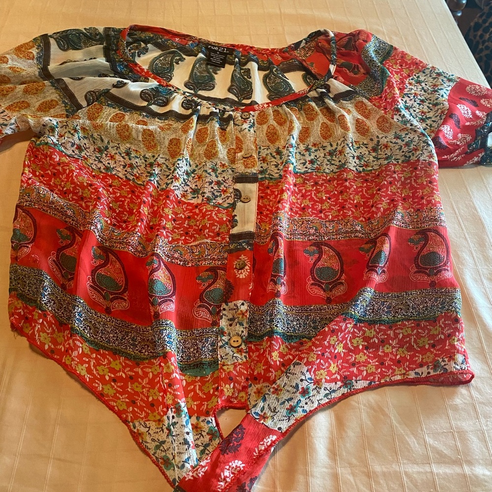 Women’s waist tie poly shirt, multicolored blouse